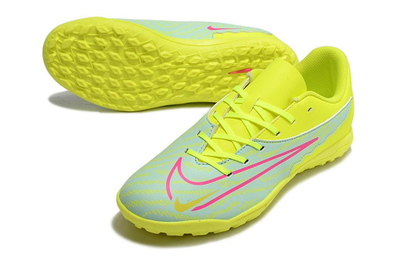 Chuteira Nike Phantom GX Club